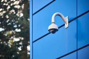 Installer une alarme à Royan : pourquoi confier la sécurité de son domicile à un professionnel ?